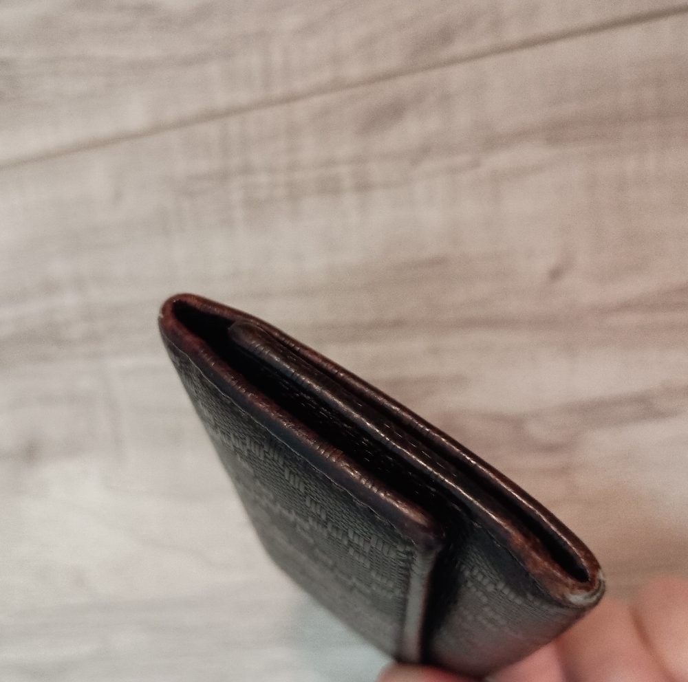Gucci Key Case - Picture 4 of 8